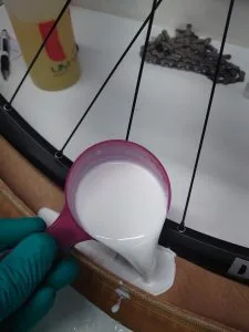 Tubeless